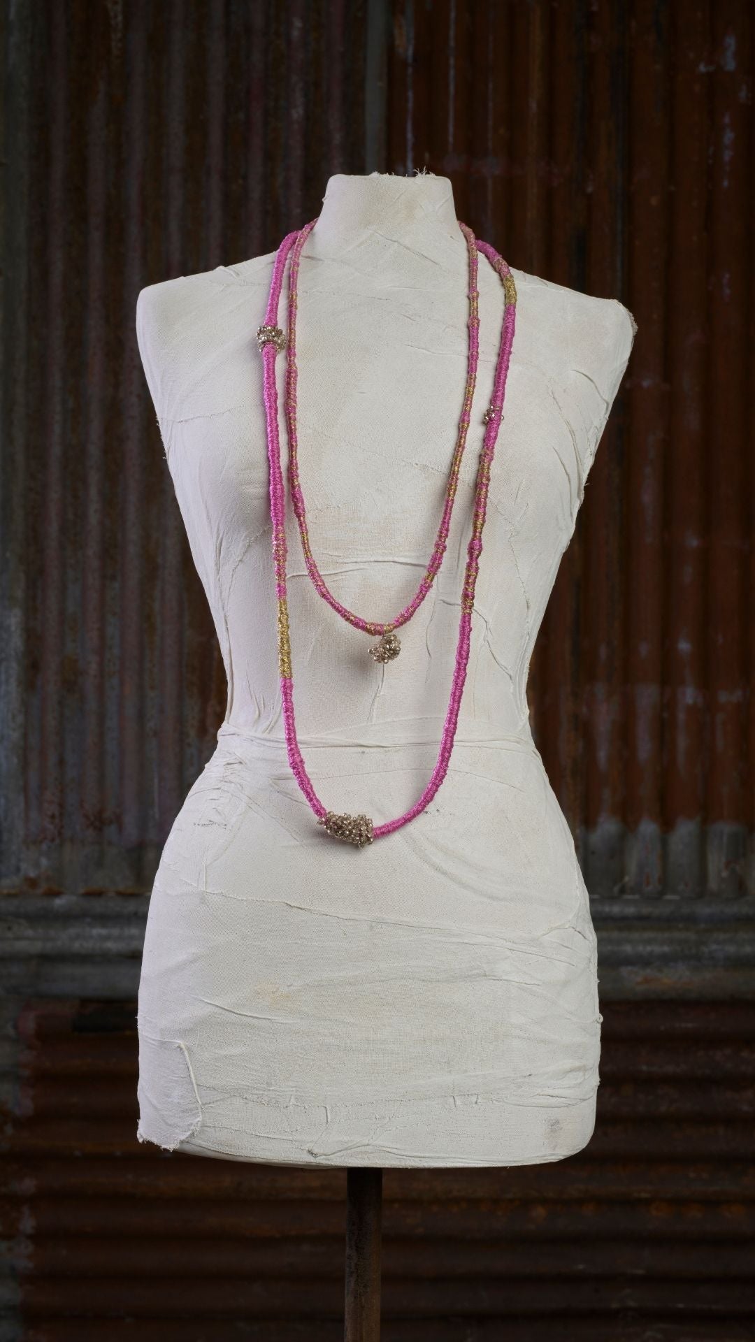 Double Thread Polypropylene Necklace with Glass Beads